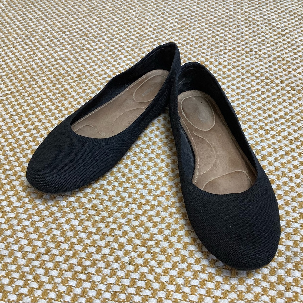 Old Navy ballet, flat shoes color black size 8